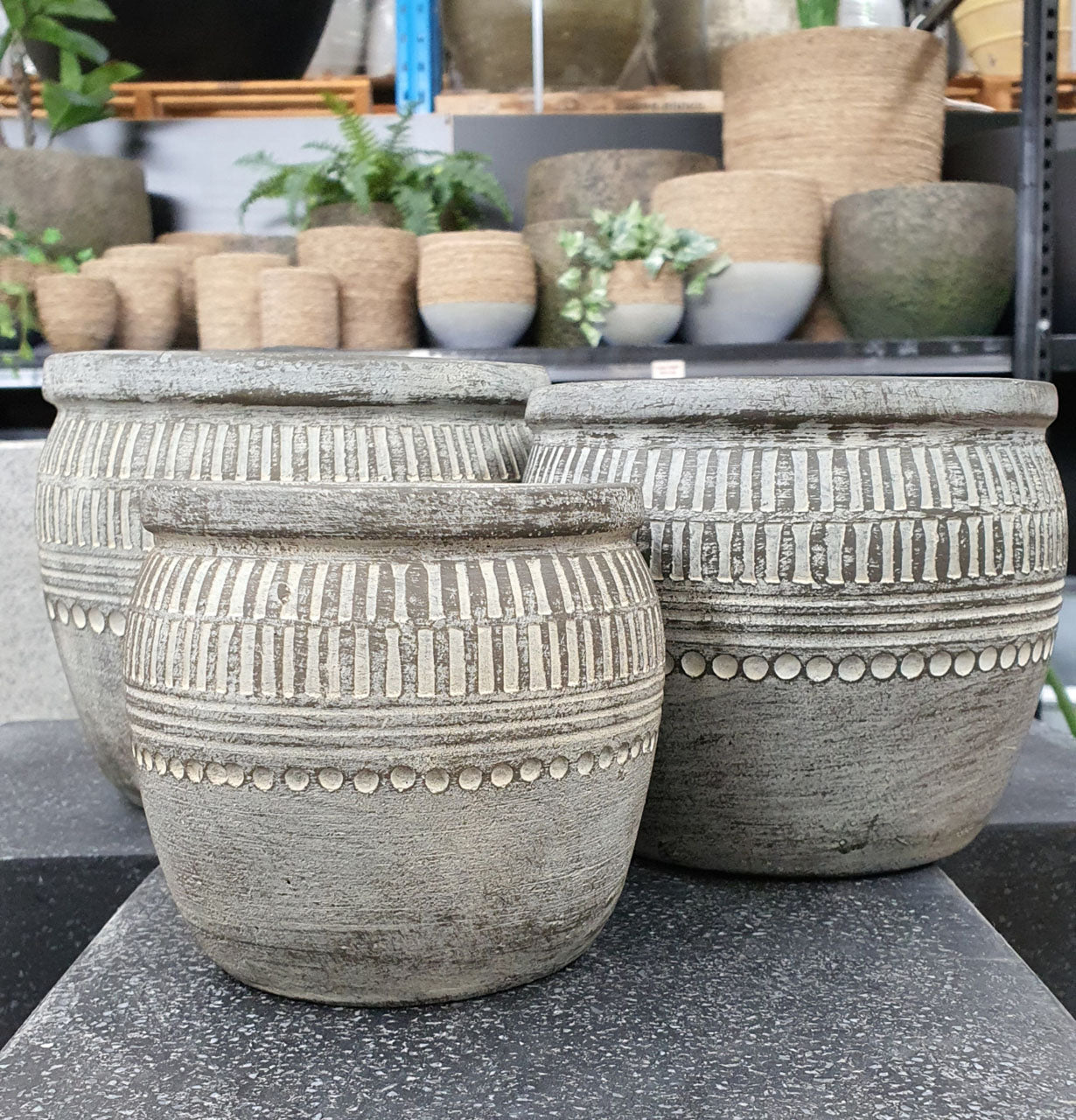 GeoLite Rim Planter - Granite